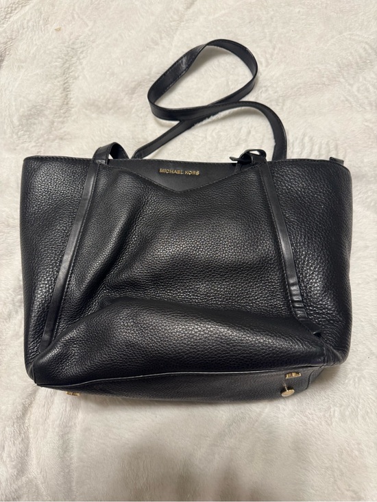 Michael Kors Handbags - Michael Kors Black Pebbled Leather Tote with Gold Accents